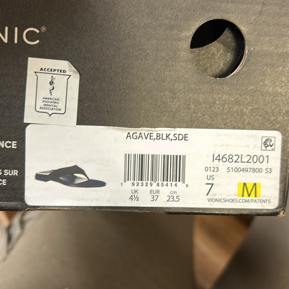 Vionic Women's Agave Sandals - Picture 4 of 6